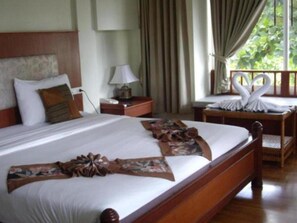 Superior Room, 1 Queen Bed
