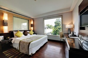 1 bedroom, minibar, in-room safe, desk