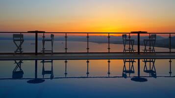 Außenpool (je nach Saison geöffnet)