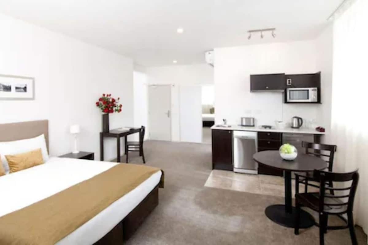 Desk, iron/ironing board, cots/infant beds, free WiFi