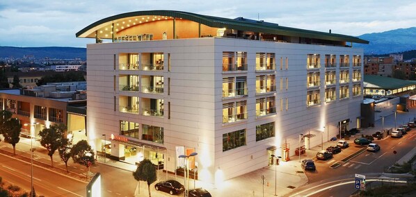 Exterior - Ramada by Wyndham Podgorica (Podgorica)