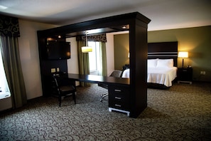 Pillow-top beds, desk, blackout curtains, iron/ironing board - Hampton Inn & Suites Sharon (West Middlesex)