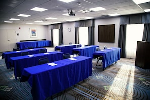 Meeting facility - Hampton Inn & Suites Sharon (West Middlesex)