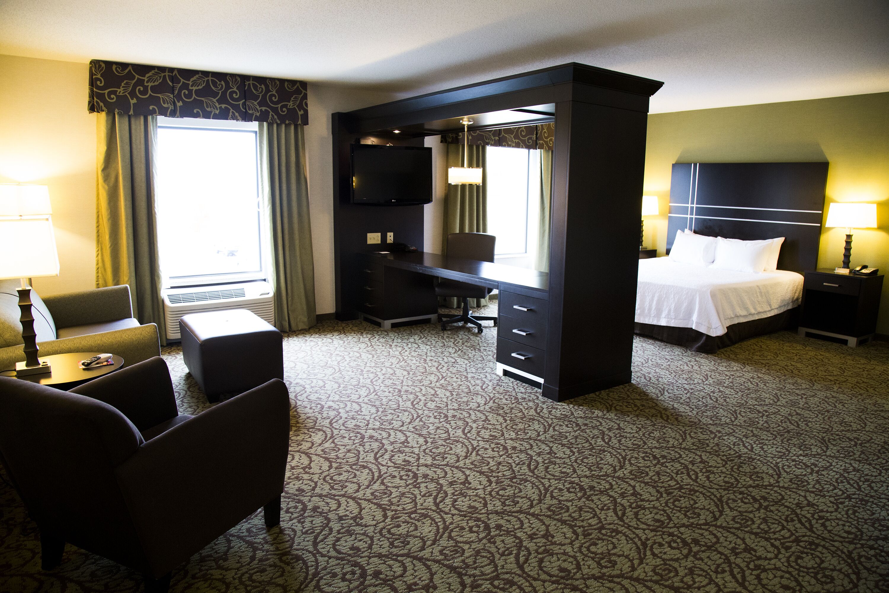 studio, 1 king bed, accessible, non smoking | pillow-top beds, desk, blackout curtains, iron/ironing board