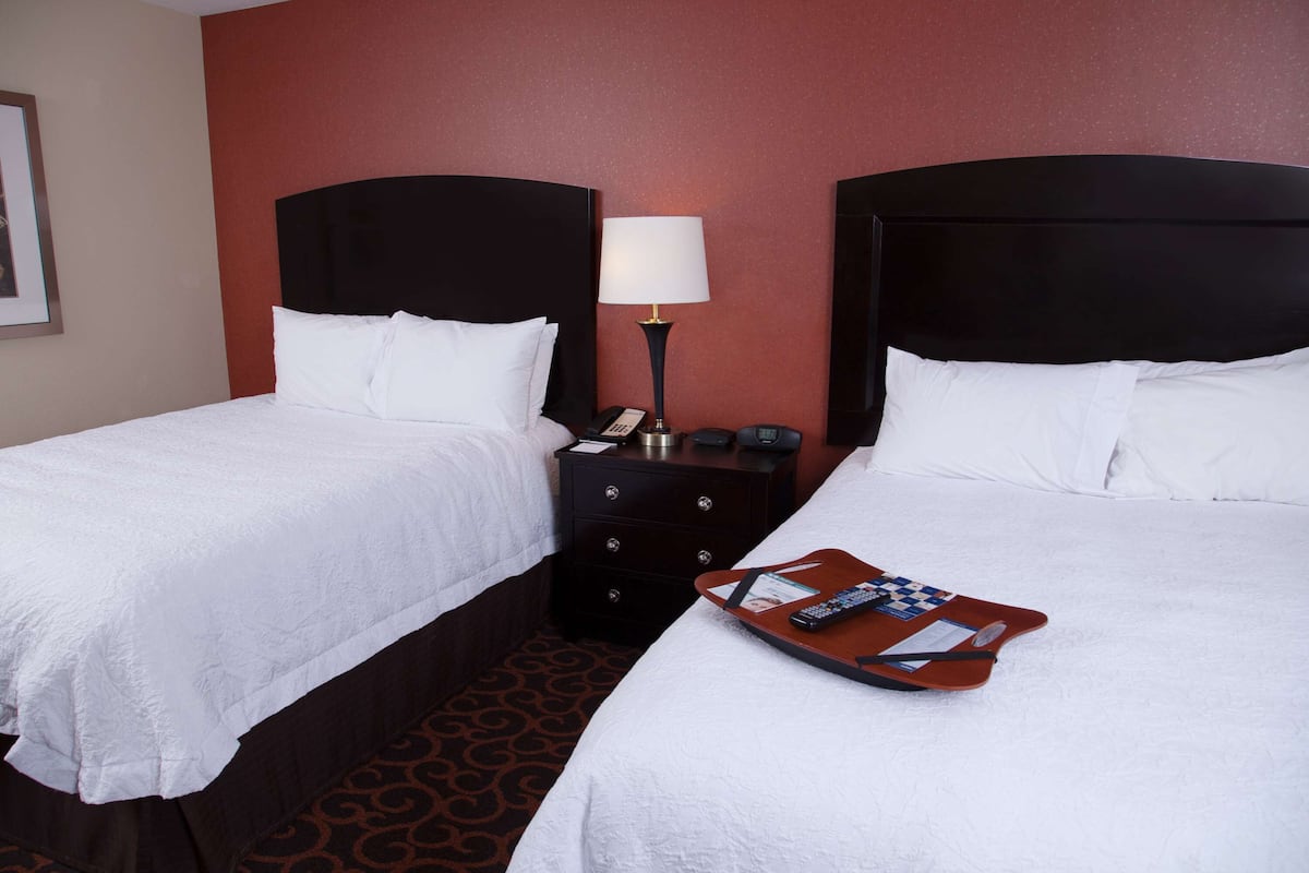 Room, 2 Queen Beds, Accessible (Hearing)