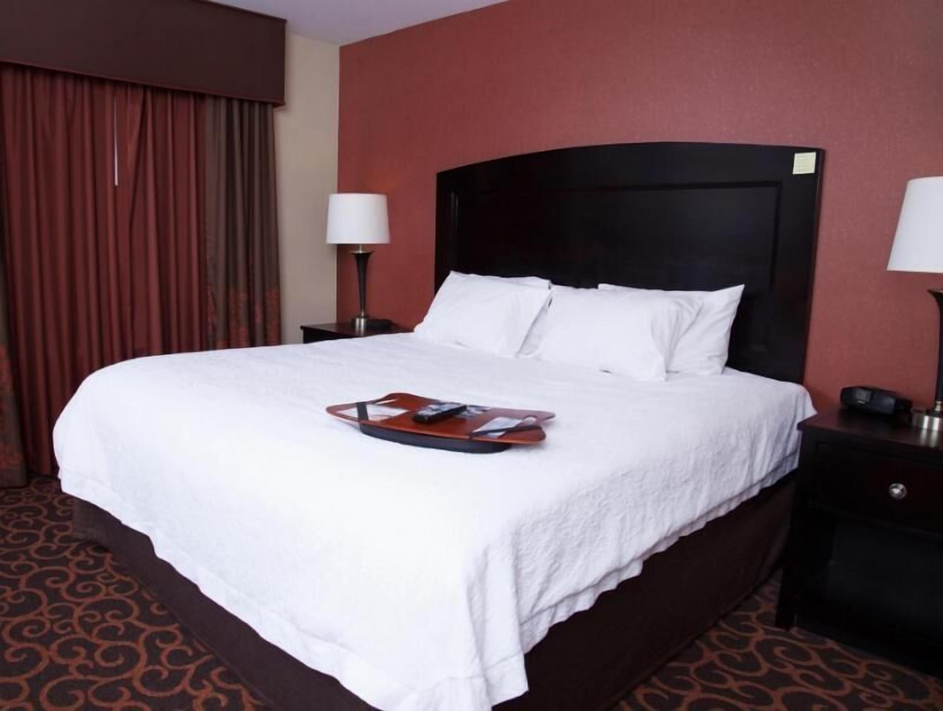 Desk, iron/ironing board, free cribs/infant beds, WiFi