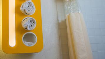 Ensemble douche/baignoire, baignoire relaxante profonde