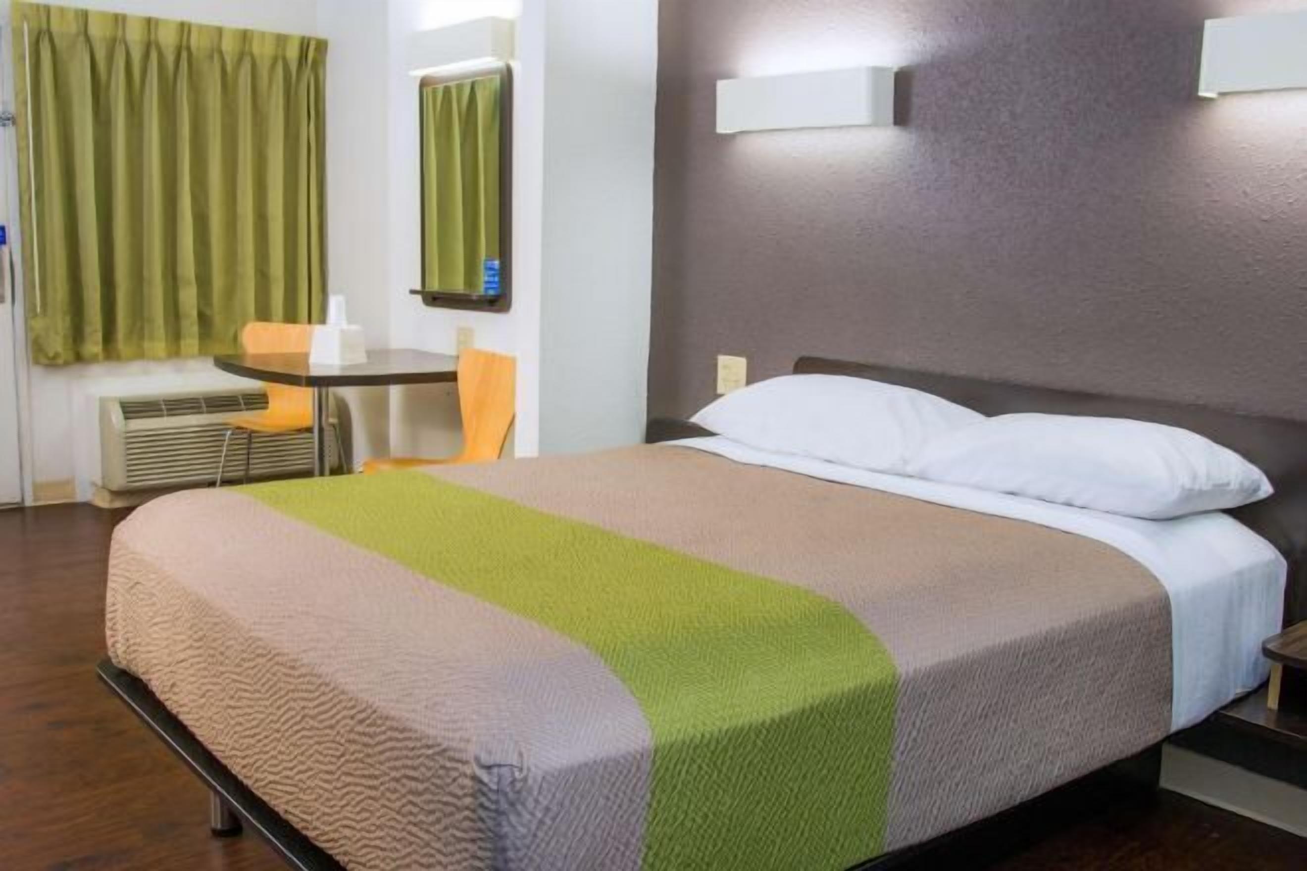 Premium bedding, individually decorated, individually furnished, desk