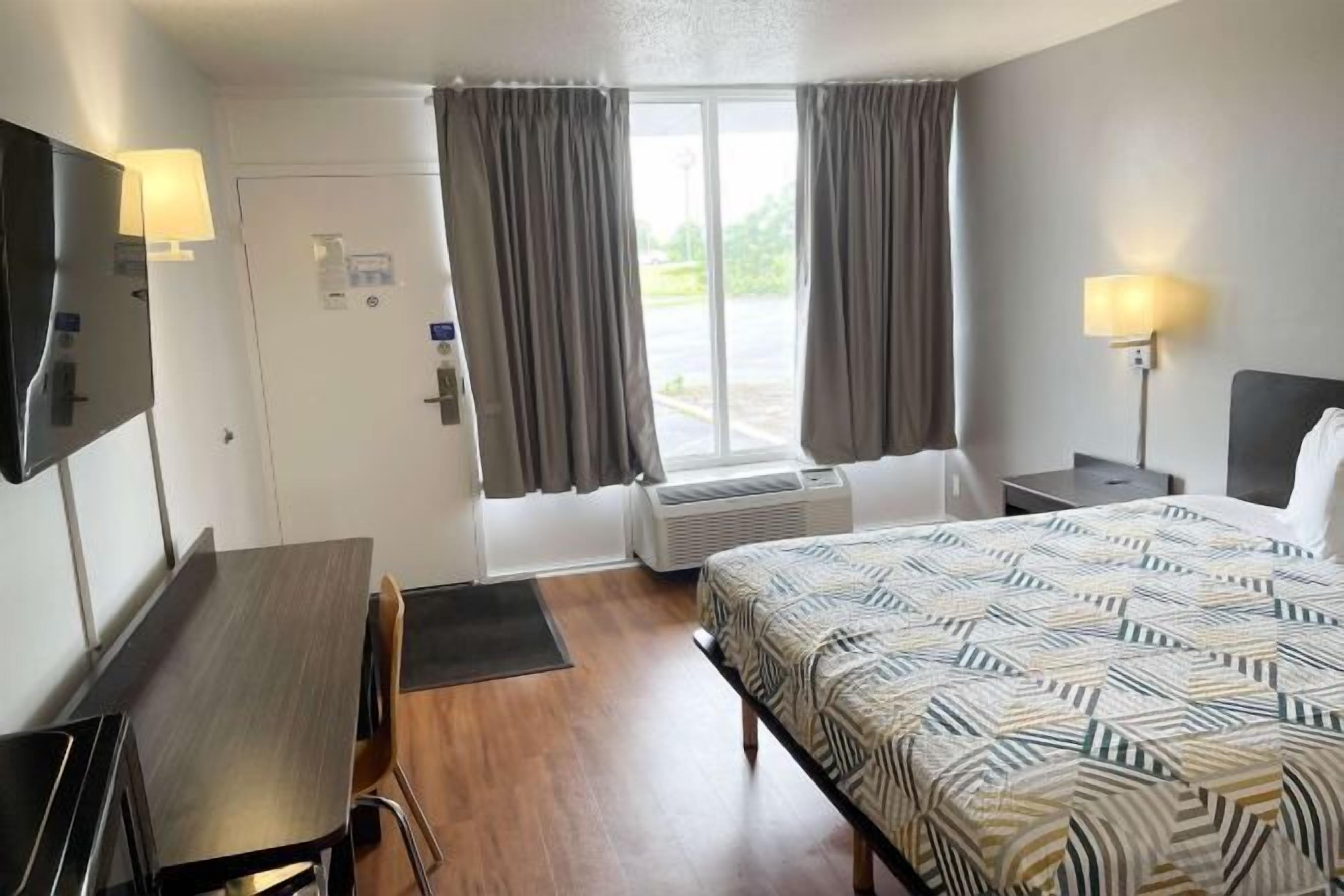 Wi-Fi de cortesia, roupa de cama