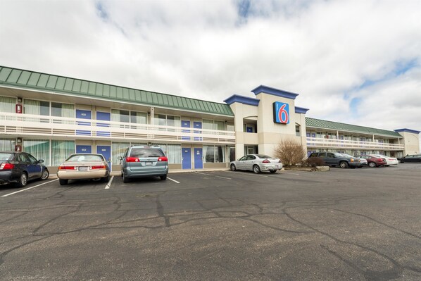 Exterior - Motel 6 Troy, OH (Troy)