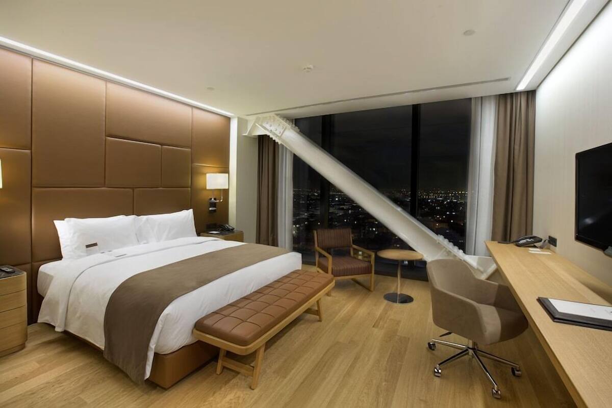 Ropa de cama de alta calidad, edredón y minibar 
