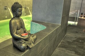 Soins corporels, enveloppements corporels, gommages corporels