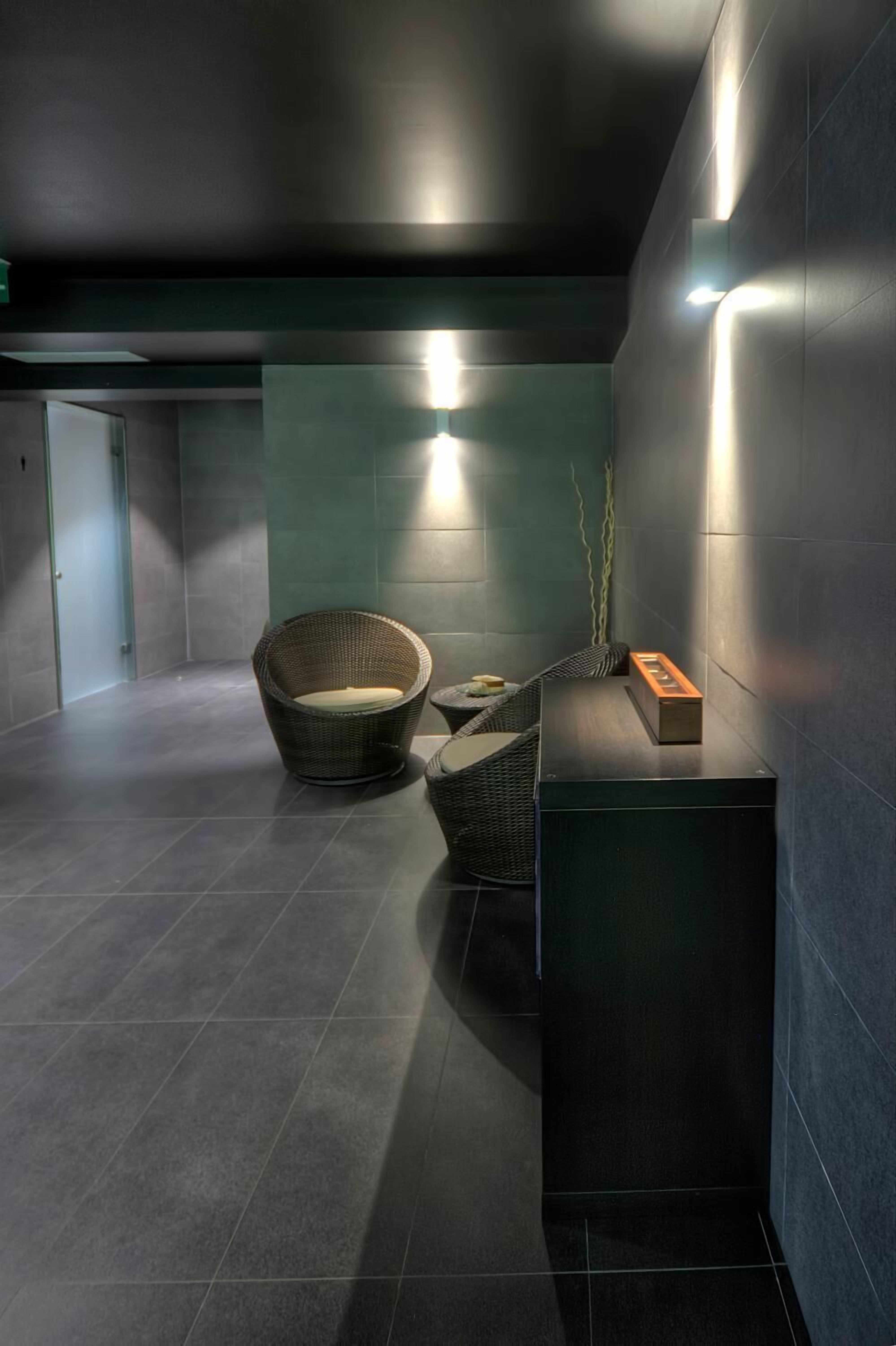 body treatments, body wraps, body scrubs, facials