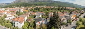 إطلالة على الجبل