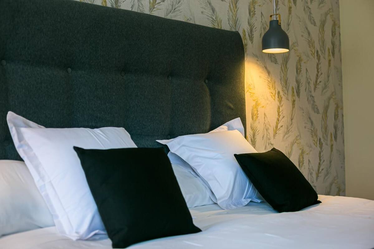 free cots/infant beds, rollaway beds, free wifi, bed sheets