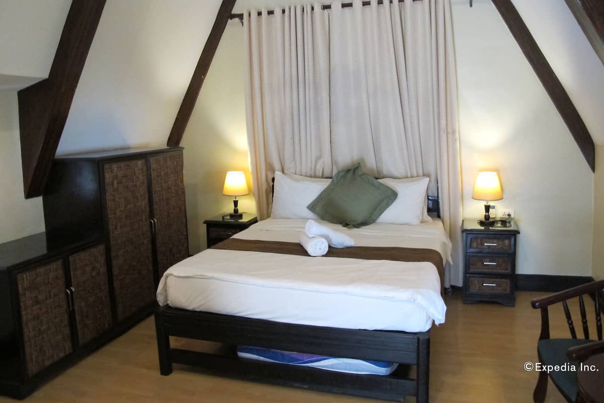 Rose cottage A | Select Comfort beds, in-room safe, cribs (surcharge)