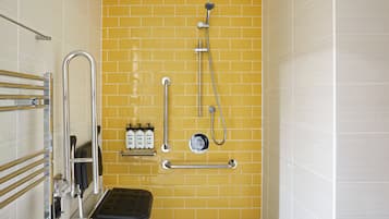 Premium Room, 1 King Bed, Accessible (Refurbished) | Bathroom