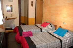 Rollaway beds, free WiFi