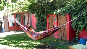 Courtyard - Casa del Pueblo - Hostel (Esquel)
