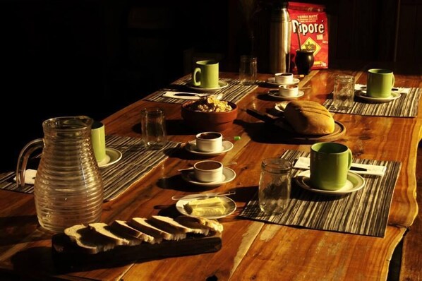 Free daily continental breakfast