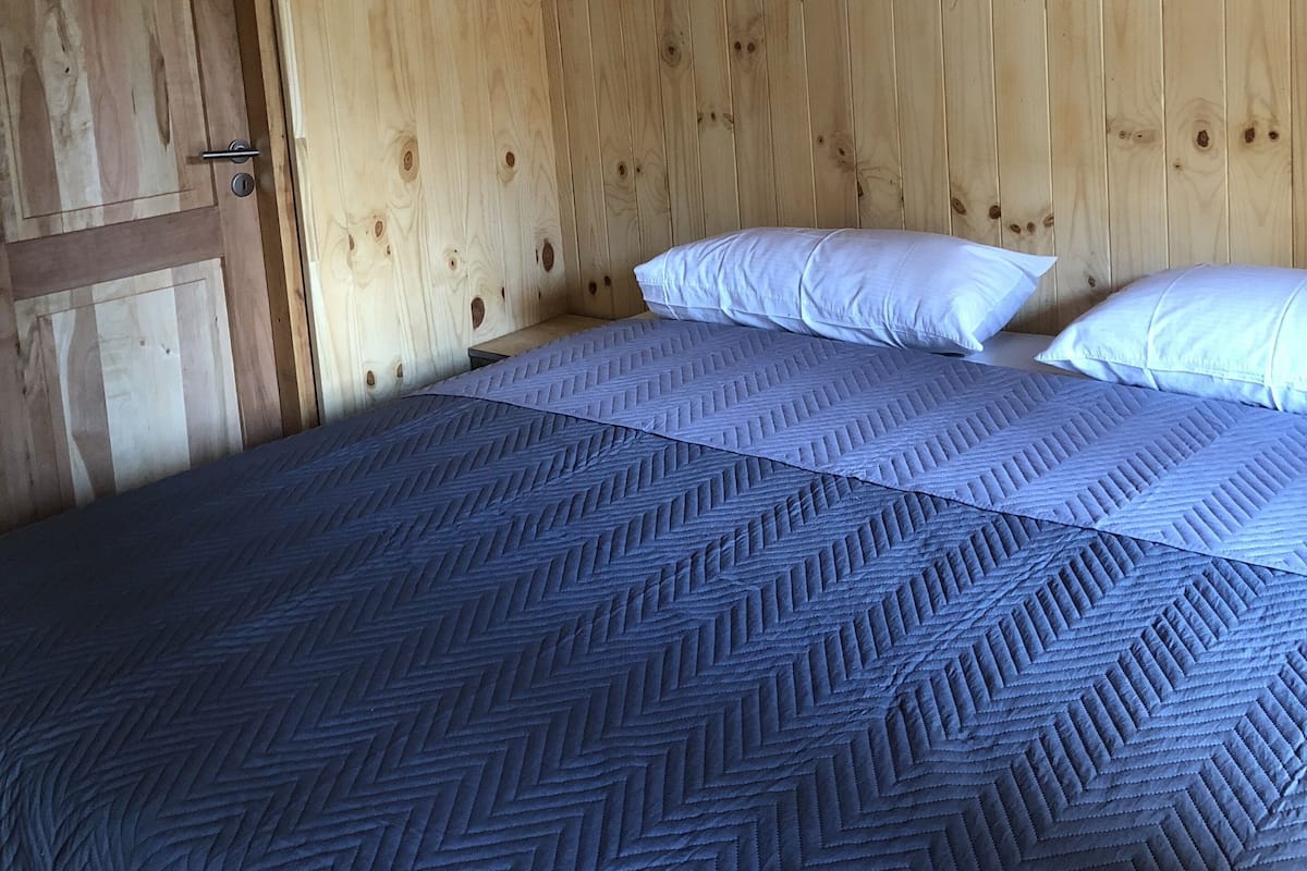 Comfort Cabin | In-room safe, individually decorated, individually furnished