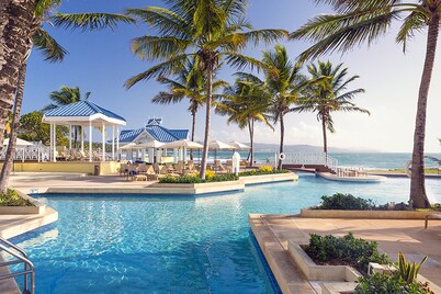 Magdalena Grand Beach & Golf Resort