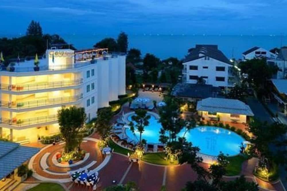 Cera Resort Chaam