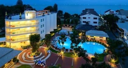 Cera Resort Chaam