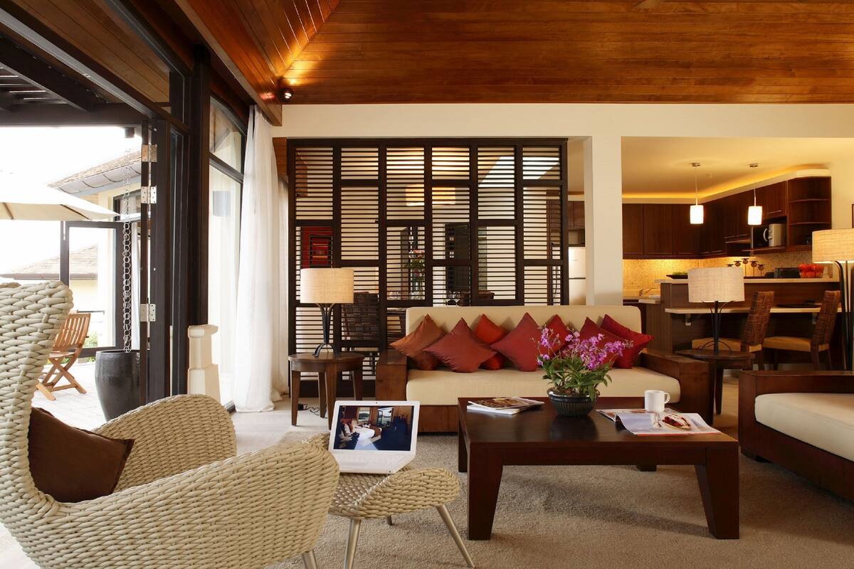 Pool Villa 2 bedroom | 客廳 | 32 吋LCD 電視連有線電視頻道