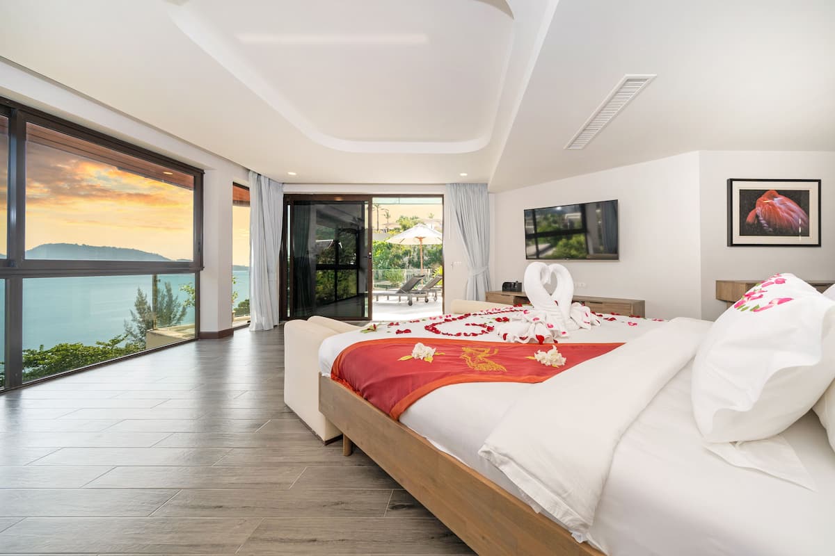Residence 6 Bedrooms