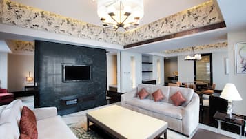 Minibar, in-room safe, desk, blackout curtains