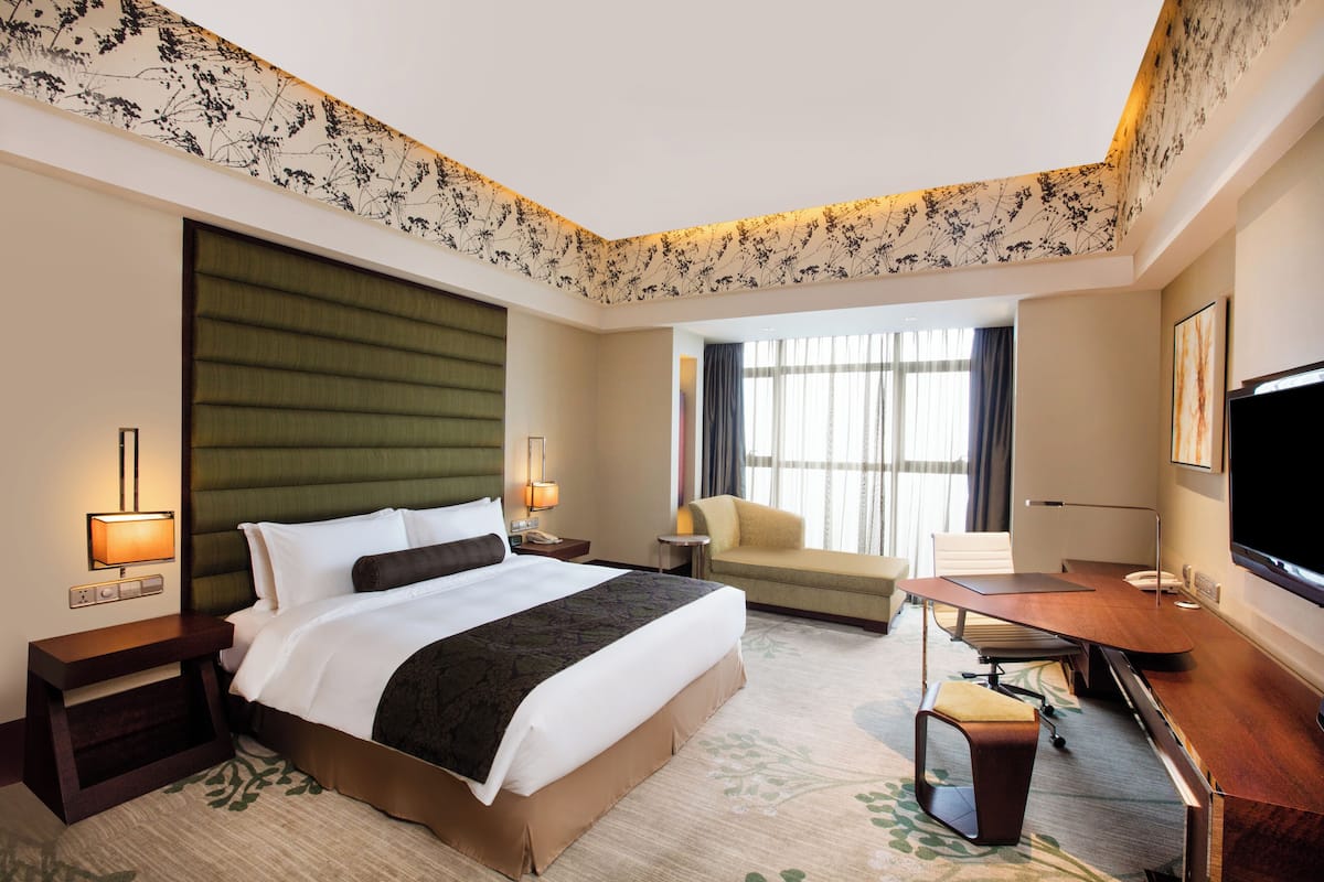 1 bedroom, minibar, in-room safe, desk