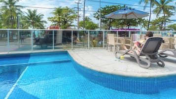 2 outdoor pools, open 8:00 AM to 8:00 PM, sun loungers