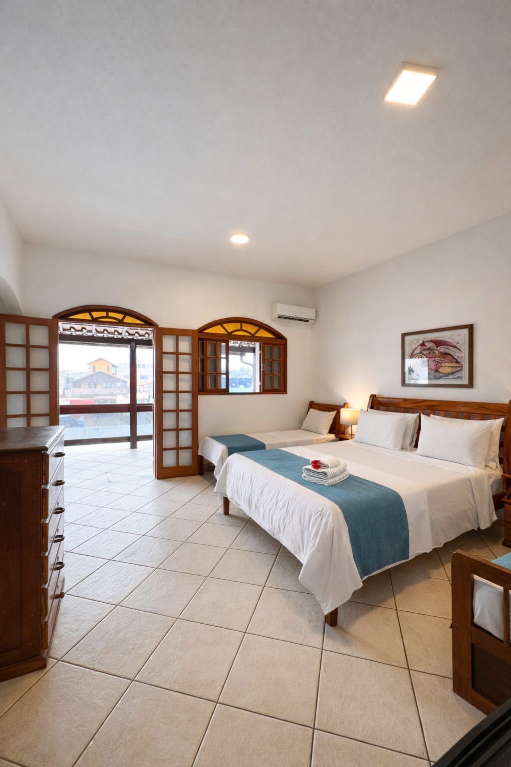 Suite estudio superior, 1 cama Queen size, balcón, vista al jardín | Servicios de la habitación