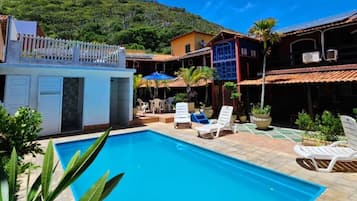 Outdoor pool, sun loungers