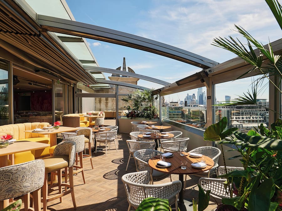 2 restaurants; breakfast, lunch, dinner, and brunch served