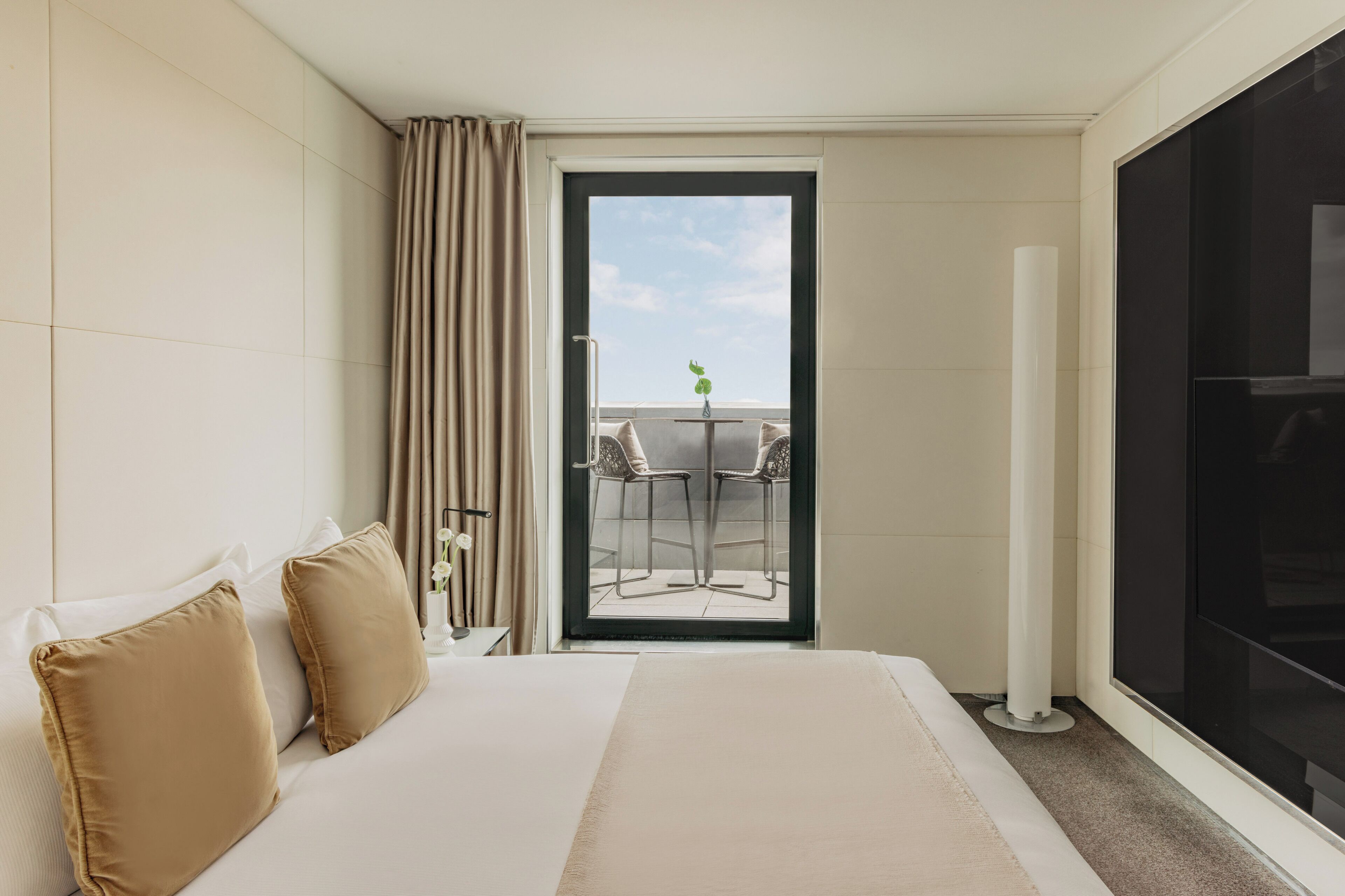 Egyptian cotton sheets, premium bedding, down duvets