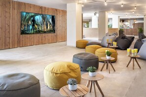Sala de estar en el lobby