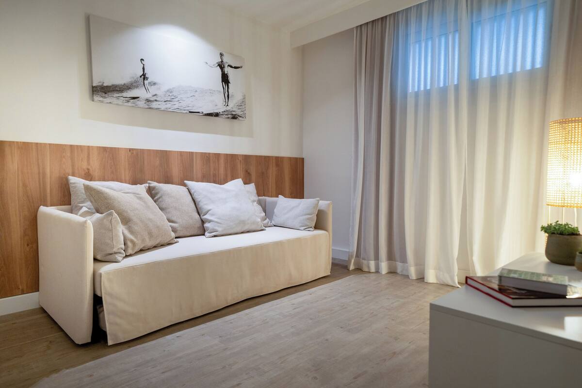 1 bedroom, minibar, in-room safe, blackout curtains