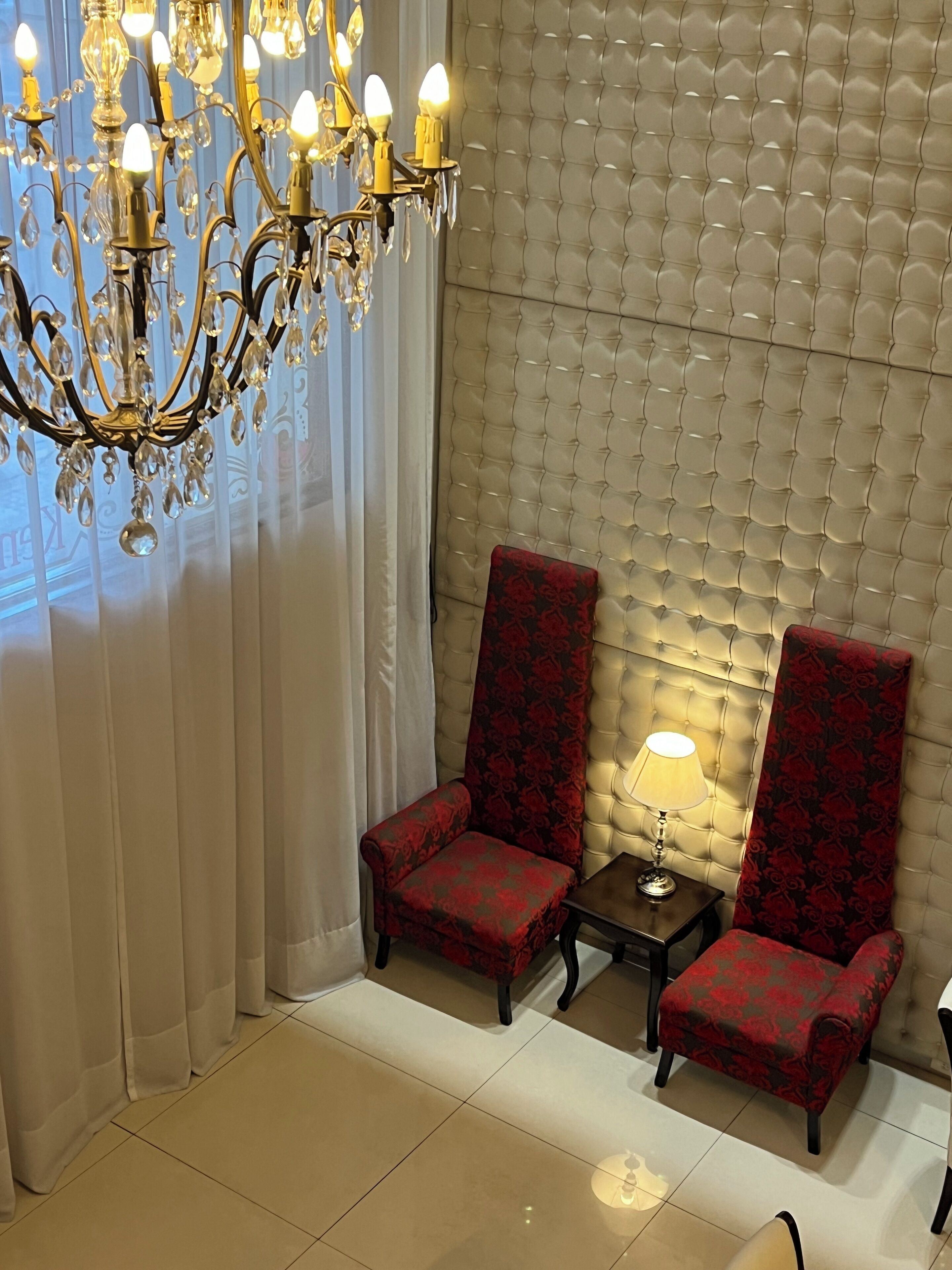 32-inch lcd tv with cable channels, tv, pay films