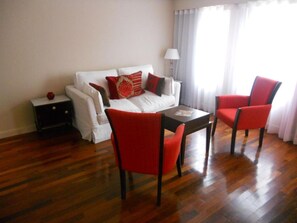 Apartment, City View (Kenton Palace) | Premium bedding, down duvets, pillow-top beds, minibar - Kenton Palace Buenos Aires (Buenos Aires)