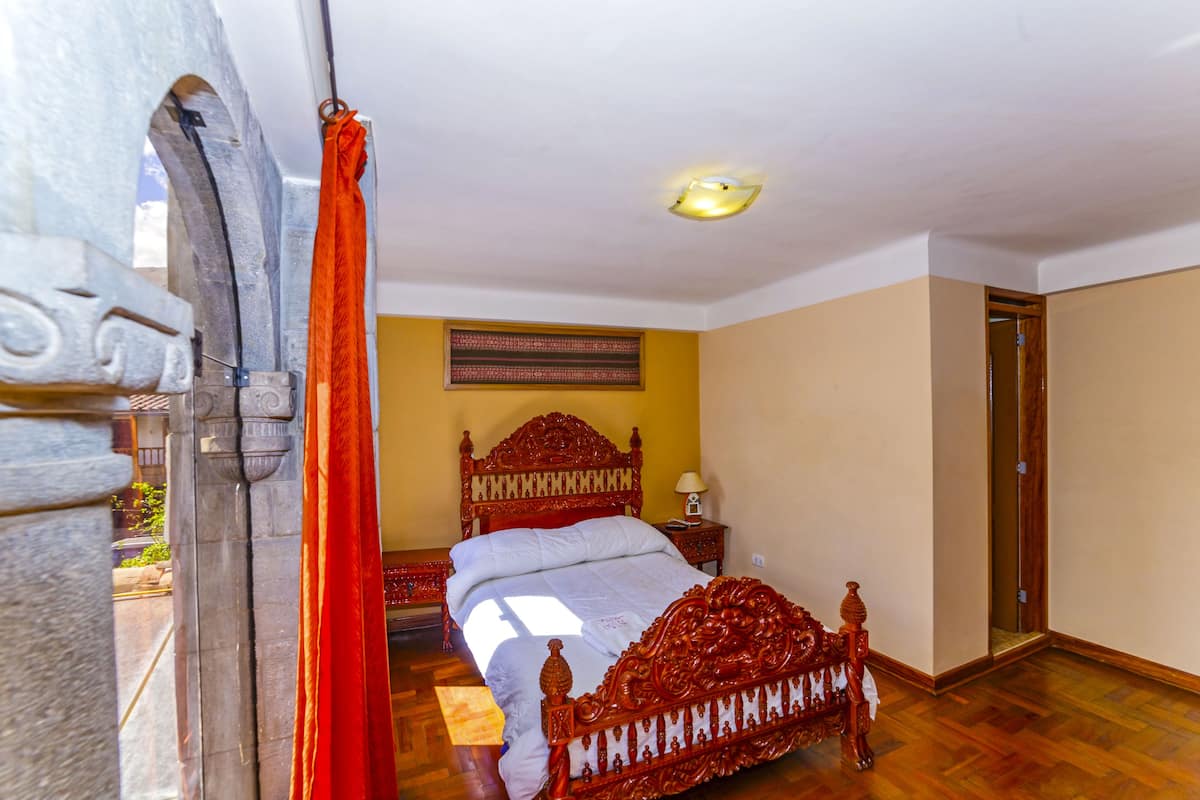 Standard Single Room | In-room safe, desk, free WiFi, bed sheets