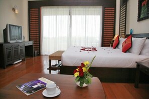 Minibar, in-room safe, soundproofing, free cots/infant beds - Wannara Hotel (Hua Hin)