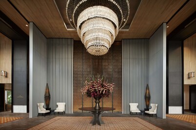 Keraton at The Plaza, The Unbound Collection by Hyatt