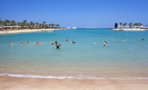 Mirage Bay Resort & Aqua Park