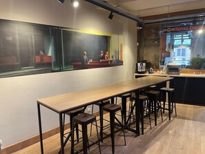 Bar (on property) - Salvators (Bruges)