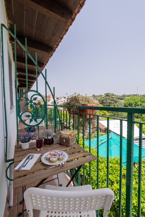 Comfort Triple Room, 1 Bedroom, Ensuite, Garden View | View from room - Villa Rocla Guest House Pompei (Pompei)