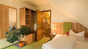 Standard Double Room Single Use, Private Bathroom | Premium bedding, down duvets, pillow-top beds, minibar