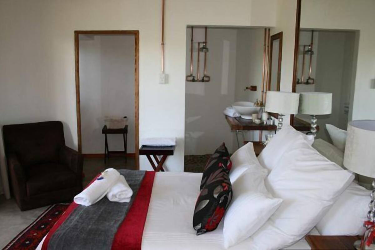 Ropa de cama de alta calidad, edredón, camas Select Comfort y minibar