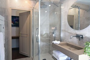 Spacious Double Room | Bathroom - L'Hostalet (Argelès-sur-Mer)